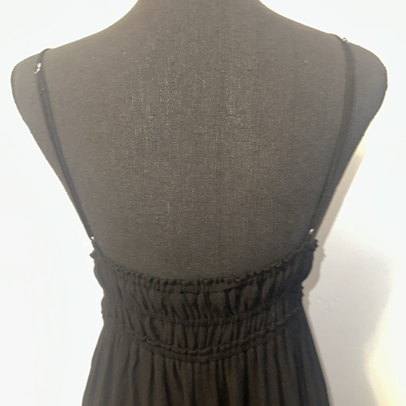 LOVE TREE Black V-Neck Maxi Dress - Picture 6 of 6